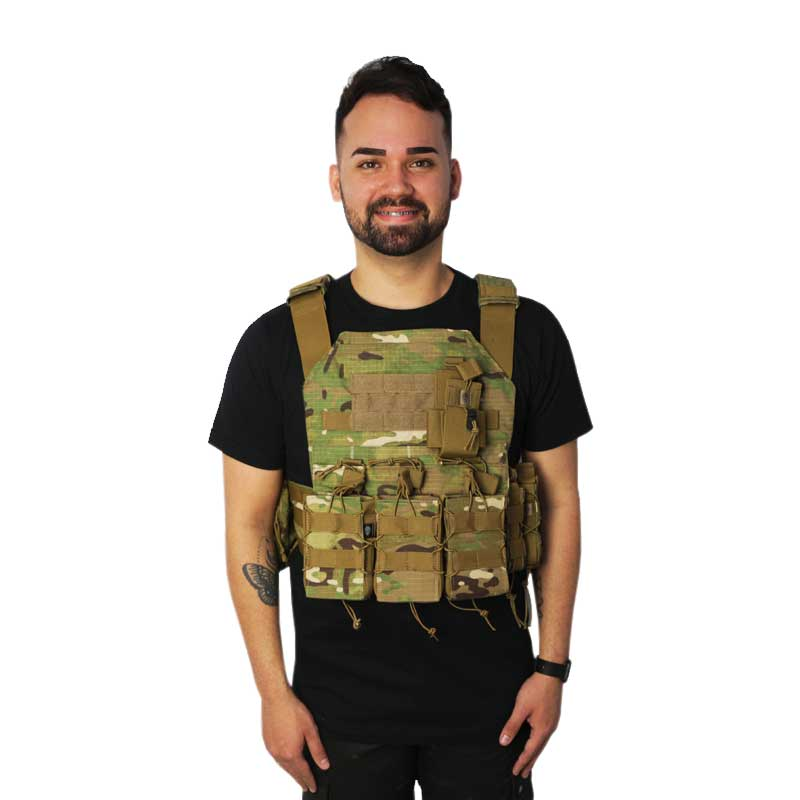 Na Arsenal Tático, apresentamos o Colete Modular Plate Armor, ideal para operadores táticos, forças de segurança e entusiastas do airsoft que buscam proteção avançada e máxima personalização. Com design robusto e materiais de alta durabilidade, ele oferece segurança e praticidade em qualquer missão.